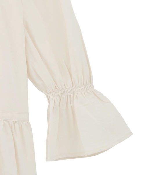 earth music&ecology（アースミュージックアンドエコロジー）の「サイドリボンラッフルミニワンピース（ワンピース・レディース・ホワイト系その他2/オフホワイト/ブラック・FREE）」の11枚目の写真