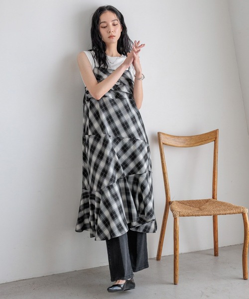 LOWRYS FARM（ローリーズファーム）の「イレヘムキリカエキャミワンピース　587916（ワンピース・レディース・ブラウン/グレー/ブラウン系その他・FREE）」の14枚目の写真