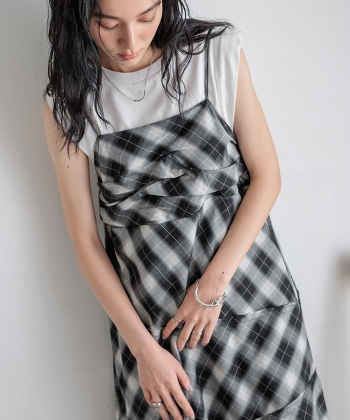 LOWRYS FARM（ローリーズファーム）の「イレヘムキリカエキャミワンピース　587916（ワンピース・レディース・ブラウン/グレー/ブラウン系その他・FREE）」の10枚目の写真