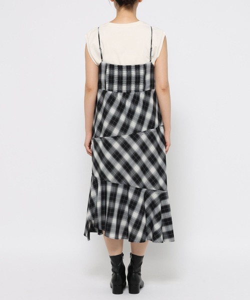 LOWRYS FARM（ローリーズファーム）の「イレヘムキリカエキャミワンピース　587916（ワンピース・レディース・ブラウン/グレー/ブラウン系その他・FREE）」の4枚目の写真