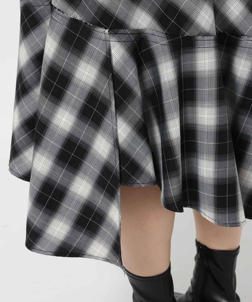 LOWRYS FARM（ローリーズファーム）の「イレヘムキリカエキャミワンピース　587916（ワンピース・レディース・ブラウン/グレー/ブラウン系その他・FREE）」の9枚目の写真