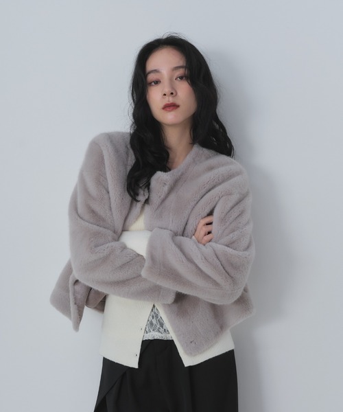 Shelly island（シェリーアイランド）の「ファーショートコート（ノーカラーコート・レディース・ブラウン/グレー・FREE）」の5枚目の写真