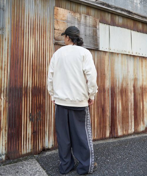 NO NEED（ノーニード）の「DISCUS ATHLETIC×Disneyスウェット（スウェット・メンズ・オフホワイト/グレー系その他/グレー/ライトグレー/ホワイト/アイボリー・L/M）」の19枚目の写真