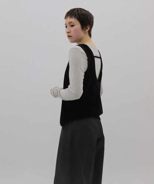 lit(リット)の「Back Open Velor Tanktop(タンクトップ・レディース・ブラック/ベージュ/ブラウン・FREE)」の2枚目の写真