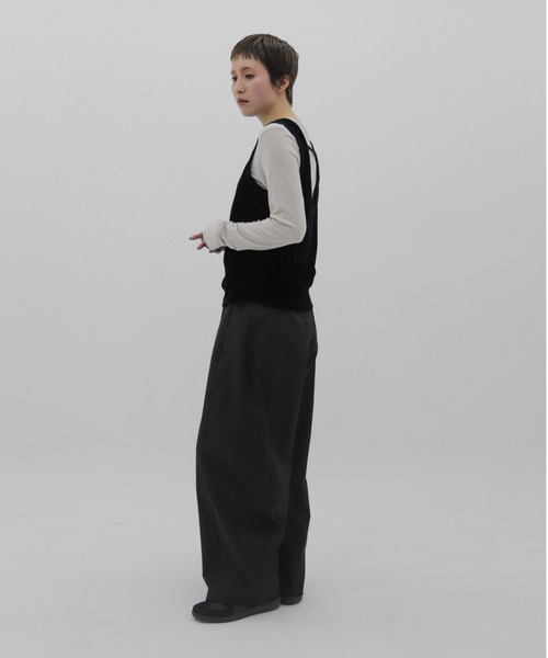lit(リット)の「Back Open Velor Tanktop(タンクトップ・レディース・ブラック/ベージュ/ブラウン・FREE)」の14枚目の写真