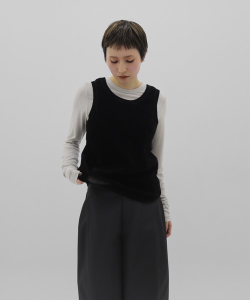 lit(リット)の「Back Open Velor Tanktop(タンクトップ・レディース・ブラック/ベージュ/ブラウン・FREE)」の10枚目の写真