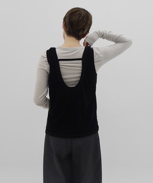 lit(リット)の「Back Open Velor Tanktop(タンクトップ・レディース・ブラック/ベージュ/ブラウン・FREE)」の8枚目の写真
