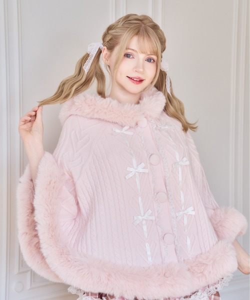 mellfy memory(メルフィーメモリー)の「Fluffy Meringue Ribbon ニットポンチョ(ポンチョ・レディース・ホワイト/ピンク・FREE)」の22枚目の写真
