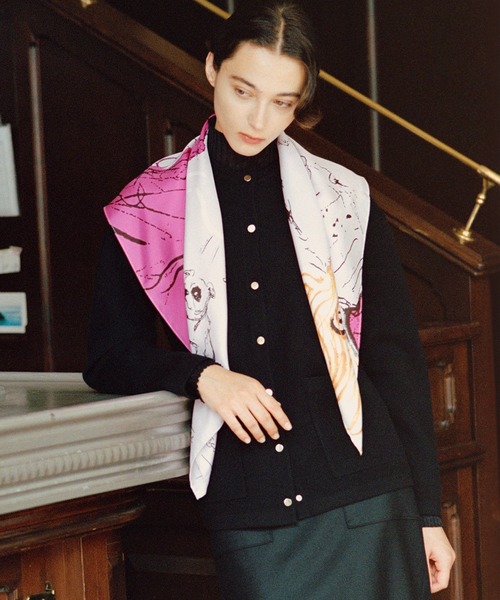 ROPE'(ロペ)の「接結ウールバイカラーニットカーディガン/イージーケア(カーディガン/ボレロ・レディース・ブラック/オフホワイト・FREE)」の4枚目の写真