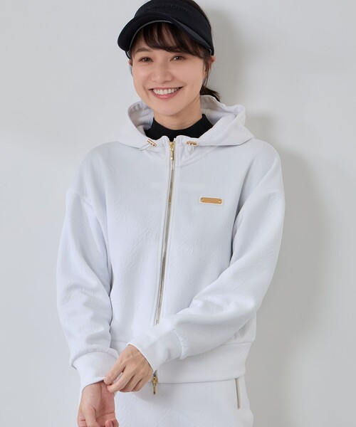 JUN&ROPE'（ジュンアンドロペ）の「ロゴキルト風ジャガードフーディーパーカー/セットアップ対応・UV/Oggi掲載（パーカー・レディース・ホワイト/ブラック/サックスブルー・S/L/M）」の2枚目の写真