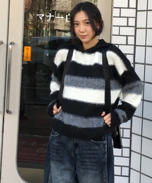 VIVID LADY(ビビッドレディー)の「ボーダー柄 フーディーニットプルオーバー(ニット/セーター・レディース・ブラウン/ブラック・FREE)」の1枚目の写真
