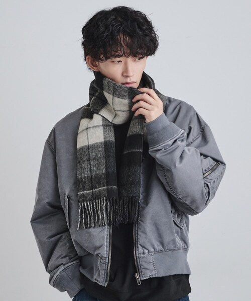 tk.TAKEO KIKUCHI（ティーケータケオキクチ）の「カシミヤ混マフラー（マフラー・メンズ・ブラック系1/ホワイト系4/ブラック系/ネイビー/オフホワイト/ブラック/ワイン系3・00）」の13枚目の写真