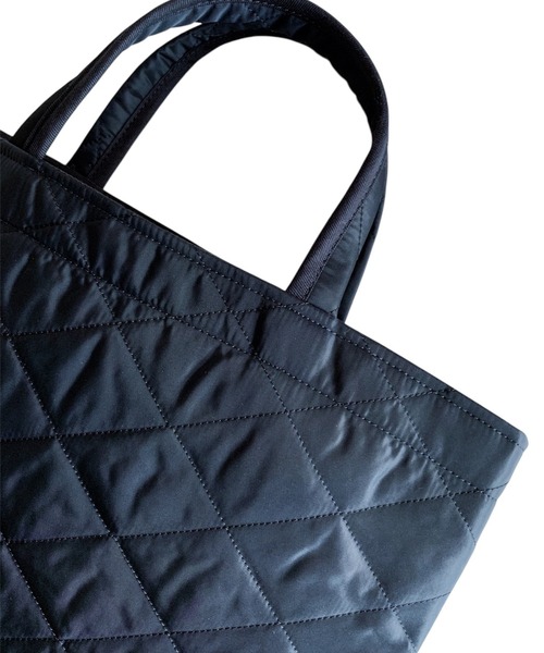 merrylatte（メリーラテ）の「BIBI bag. キルティングクロス ミドル（トートバッグ・レディース・ブラック・FREE）」の10枚目の写真