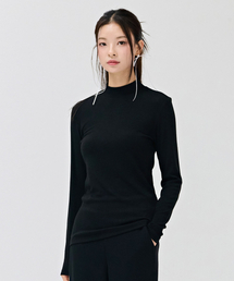 女性ベーシックハーフネックTシャツ-ブラック