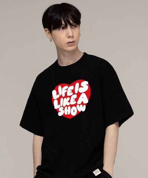 GRAVER（グレーバー）の「[ユニセックス]ライフラブハート半袖Tシャツ_ブラック（Tシャツ/カットソー・レディース・ブラック・X-LARGE/SMALL/MEDIUM/LARGE）」の2枚目の写真