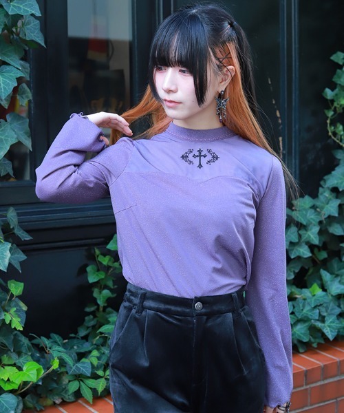 トップス セール】クロス刺繍ラメカットトップス（Tシャツ/カットソー）｜NIBBLE