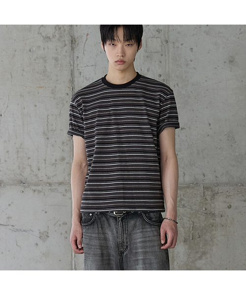 P.IN.O（ピインオ）の「コットンクロップ半袖Tシャツ-マッスルフィット（Tシャツ/カットソー・メンズ・グレー系その他/ブラック/ホワイト/チャコール/その他・MEDIUM/LARGE/SMALL）」の5枚目の写真
