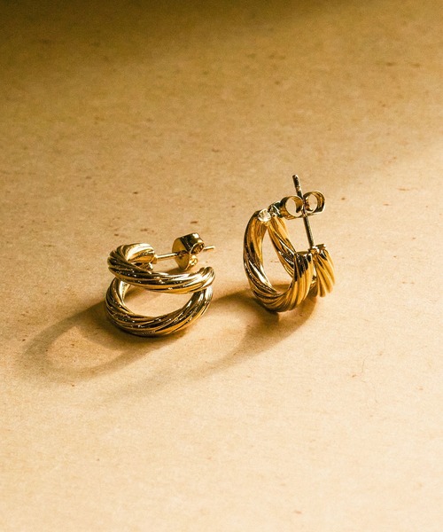 ROSE BUD（ローズバッド）の「(Erin and Emma)PIERCE（ピアス（両耳用）・レディース・ゴールド・ONE SIZE）」の3枚目の写真