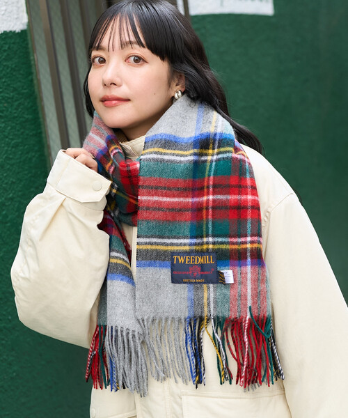 FREAK'S STORE(フリークスストア)の「TWEED MILL/ツイードミル LAMBSWOOL 70×190 / ラムウール チェックマフラー(マフラー・レディース・グレー/ネイビー/ブラウン・ONE SIZE)」の2枚目の写真