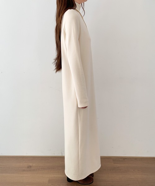 by LEGNA（バイレグナ）の「【選べる着丈】裏起毛 タートルネックマキシワンピース（ワンピース・レディース・ライトベージュ/ダークグレー/ブラウン/ブラック・M-Regular/L-Regular/M-Long/L-Long/L-Short/M-Short）」の8枚目の写真