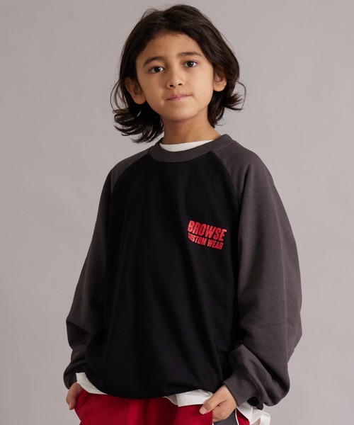 PAIRMANON STREET（ペアマノンストリート）の「裏毛 ラグラン ロゴプリント スウェット トレーナー【PAIRMANON STREET】（スウェット・キッズ・グレー/チャコールグレー/アイボリー/ブラック/グレー系その他・150/130/100/140/120/110/90/160）」の3枚目の写真