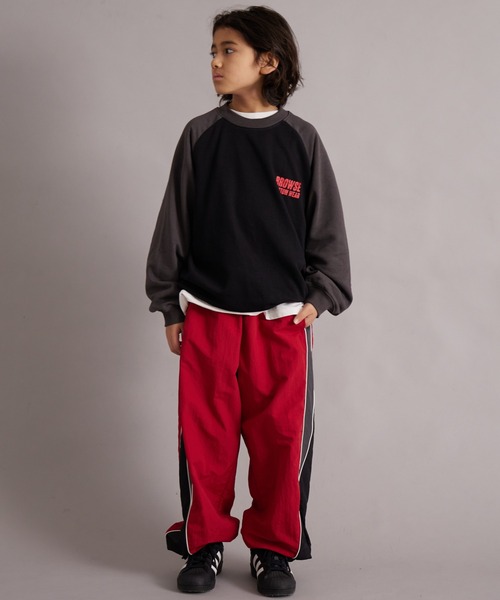 PAIRMANON STREET（ペアマノンストリート）の「裏毛 ラグラン ロゴプリント スウェット トレーナー【PAIRMANON STREET】（スウェット・キッズ・グレー/チャコールグレー/アイボリー/ブラック/グレー系その他・150/130/100/140/120/110/90/160）」の9枚目の写真