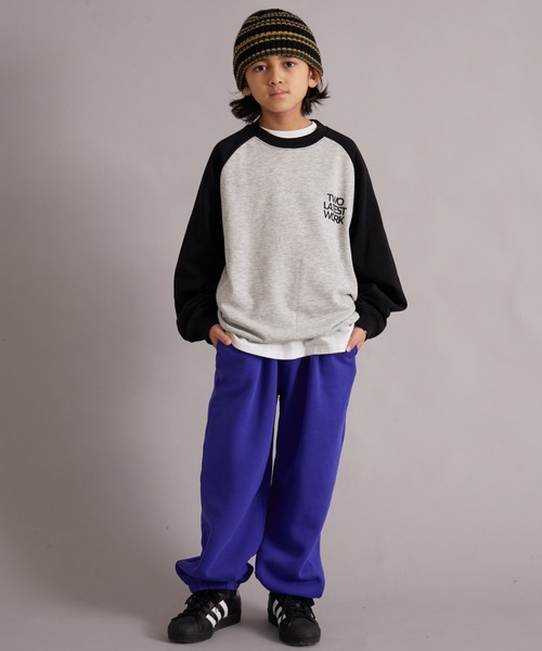 PAIRMANON STREET（ペアマノンストリート）の「裏毛 ラグラン ロゴプリント スウェット トレーナー【PAIRMANON STREET】（スウェット・キッズ・グレー/チャコールグレー/アイボリー/ブラック/グレー系その他・150/130/100/140/120/110/90/160）」の20枚目の写真