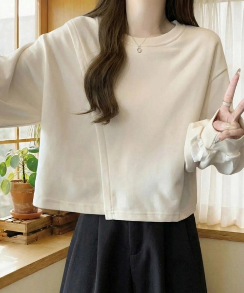 cammie（キャミー）の「前スリット入りトップス（スウェット・レディース・アイボリー/ブラック/グレー・M/L）」の7枚目の写真