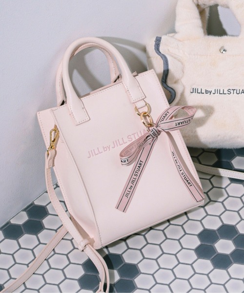 JILL by JILL STUART（ジルバイジルスチュアート）の「◇チャーム付きミニトートバッグ（ショルダーバッグ・レディース・ピンク/ブラック・FREE）」の2枚目の写真