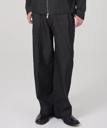 UNLC（ユーエヌエルシー）の「シミラー ワンタックデニムパンツ（デニムパンツ）」