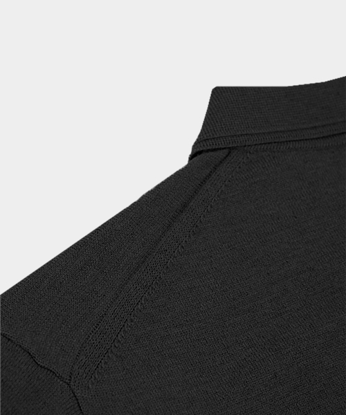 BIRBANTE(ビルバンテ)の「ソフトウォッシャブルラインカラーニット - ブラック(ニット/セーター・メンズ・ブラック・SMALL/MEDIUM/LARGE/X-LARGE)」の4枚目の写真