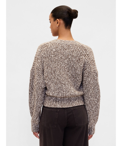 GAP(ギャップ)の「コットンブレンド クロップド ニットカーディガン(カーディガン/ボレロ・レディース・ブラウン/ブルー・XS/S/M/L/XXS/XL)」の5枚目の写真