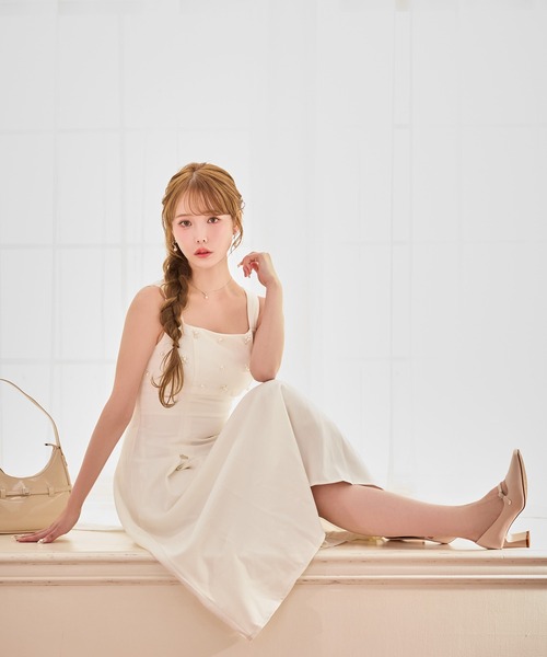 sugar nine(シュガーナイン)の「【ワンピース】ノースリーブフレアワンピース(ワンピース・レディース・ホワイト/グレー・LARGE/MEDIUM/SMALL)」の4枚目の写真