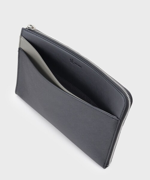 tk.TAKEO KIKUCHI（ティーケータケオキクチ）の「切替ZIPクラッチバッグ（クラッチバッグ・メンズ・ブラック/ブラック系/ブラック系1・00）」の21枚目の写真