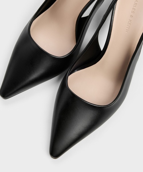CHARLES & KEITH(チャールズ & キース)の「Kerra ケラ ポインテットスリングバックパンプス(パンプス・レディース・ホワイト/ベージュ/ブラック・23.5cm/23cm/22cm/22.5cm/25cm/24.5cm)」の15枚目の写真