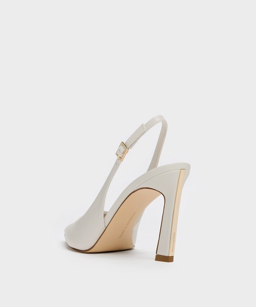 CHARLES & KEITH(チャールズ & キース)の「Kerra ケラ ポインテットスリングバックパンプス(パンプス・レディース・ホワイト/ベージュ/ブラック・23.5cm/23cm/22cm/22.5cm/25cm/24.5cm)」の9枚目の写真