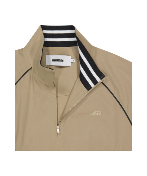 MEA（メア）の「HIGH NECK SHIRT BLOUSON  [BEIGE]（ブルゾン・レディース・ベージュ・FREE）」の4枚目の写真