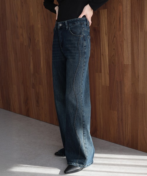 J by blue(ジェイバイブルー)の「ウェーブラインフレアデニムパンツ(デニムパンツ・レディース・ブルー/ネイビー・LARGE/MEDIUM)」の12枚目の写真