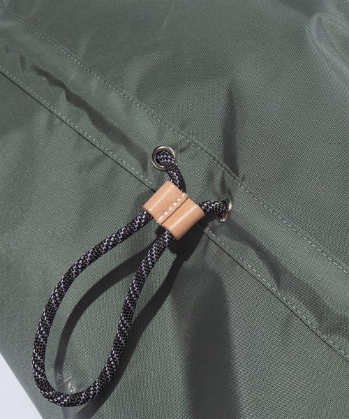 F/CE. (エフシーイー)の「F/CE. 420 re/cor 2WAY SHOULDER TOTE / エフシーイー 420 リコー ツーウェイ ショルダー トート(ショルダーバッグ・メンズ・ブラック/オリーブ・FREE)」の7枚目の写真