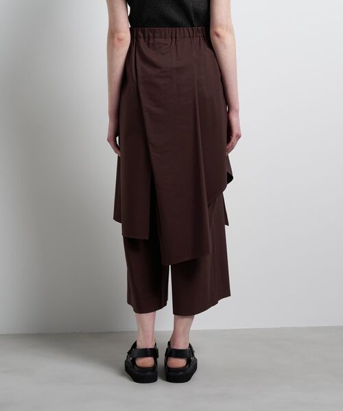 LANVIN en Bleu(ランバンオンブルー)の「アシンメトリーレイヤードパンツ(その他パンツ・レディース・ボルドー/ブラック・38/36)」の8枚目の写真