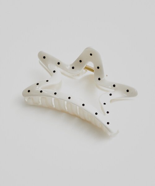 mystic(ミスティック)の「ドットモチーフヘアクリップ(ブローチ/コサージュ・レディース・オフホワイト・ONE SIZE)」の4枚目の写真