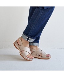 フットベットサンダル