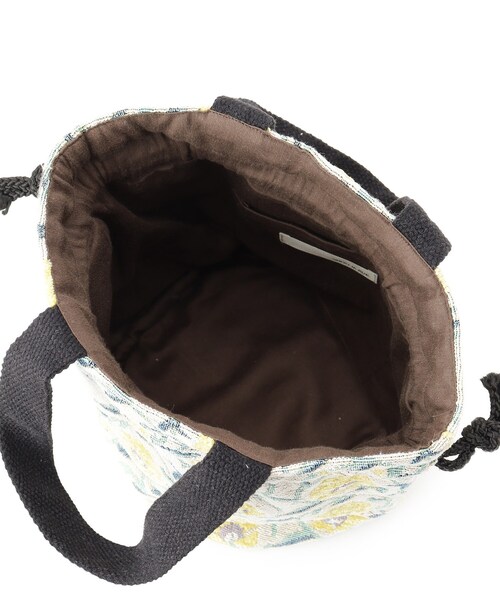 SHOO・LA・RUE（シューラルー）の「【インド製】ジャカード巾着バッグ（トートバッグ・レディース・ピンク系8/ベージュ系3/イエロー系3/ブラック系3・00）」の10枚目の写真