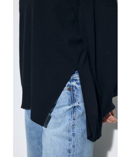 AZUL by moussy(アズールバイマウジー)の「裾スリットニュアンスニットトップス(ニット/セーター・レディース・ブラック/ライトブルー/ブラウン・FREE)」の10枚目の写真