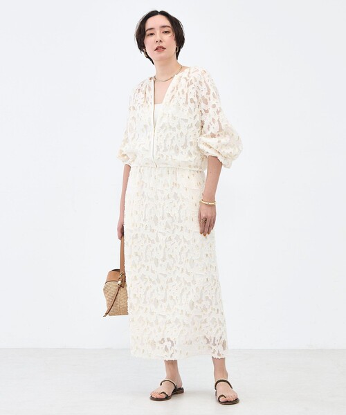 NOLLEY’S（ノーリーズ）の「《セットアップ対応》【KIRYU】ウォッシャブルラメジャガードブルゾン（ブルゾン・レディース・アイボリー・38）」の2枚目の写真