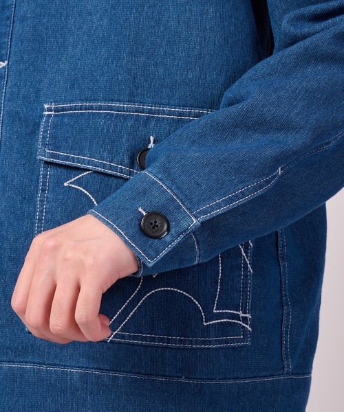 Arnold Palmer(アーノルドパーマー)の「【LOFTAIRDENIM&DUCK】シェア オーバーシャツ(デニムジャケット・レディース・ダークグレー/インディゴブルー/アイボリー・XS/S/M/L/LL)」の6枚目の写真