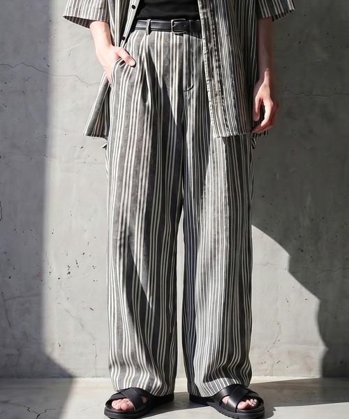 antiqua(アンティカ)の「ストライプ柄 タック ワイドパンツ(その他パンツ・レディース・ブラック・MEDIUM/LARGE)」の9枚目の写真