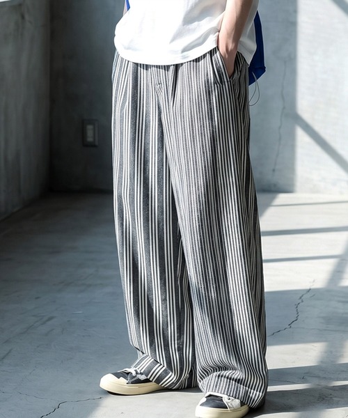 antiqua(アンティカ)の「ストライプ柄 タック ワイドパンツ(その他パンツ・レディース・ブラック・MEDIUM/LARGE)」の14枚目の写真