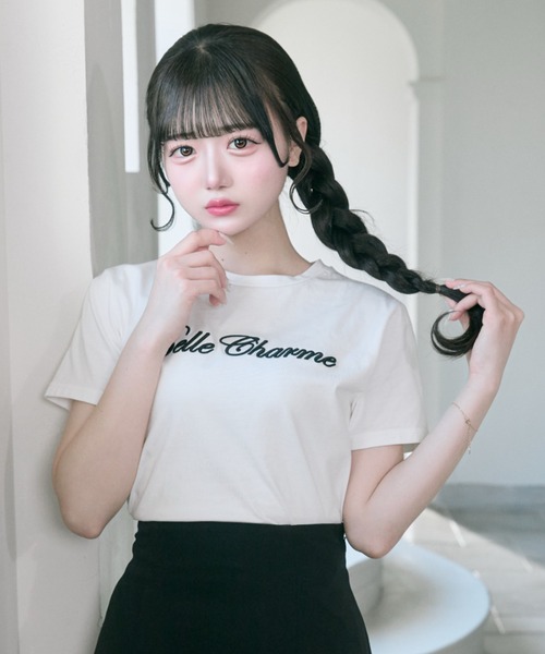 OLIVE des OLIVE（オリーブデオリーブ）の「【Belle Charme】Belle Charme Embroidery tee（Tシャツ/カットソー・レディース・ブラック/オフホワイト/ピンク・FREE）」の2枚目の写真