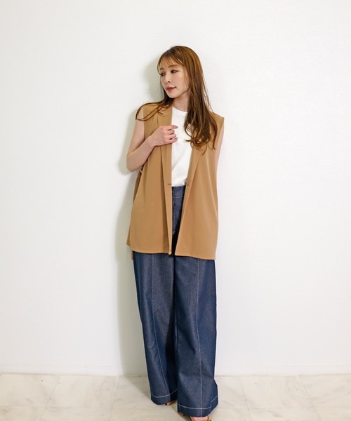 Belta attrice(ベルタアトリーチェ)の「テーラードカラーサイドベルト 1ボタン ジレベスト/レイヤード 秋冬(ベスト・レディース・ライトブラウン/キナリ・FREE)」の4枚目の写真